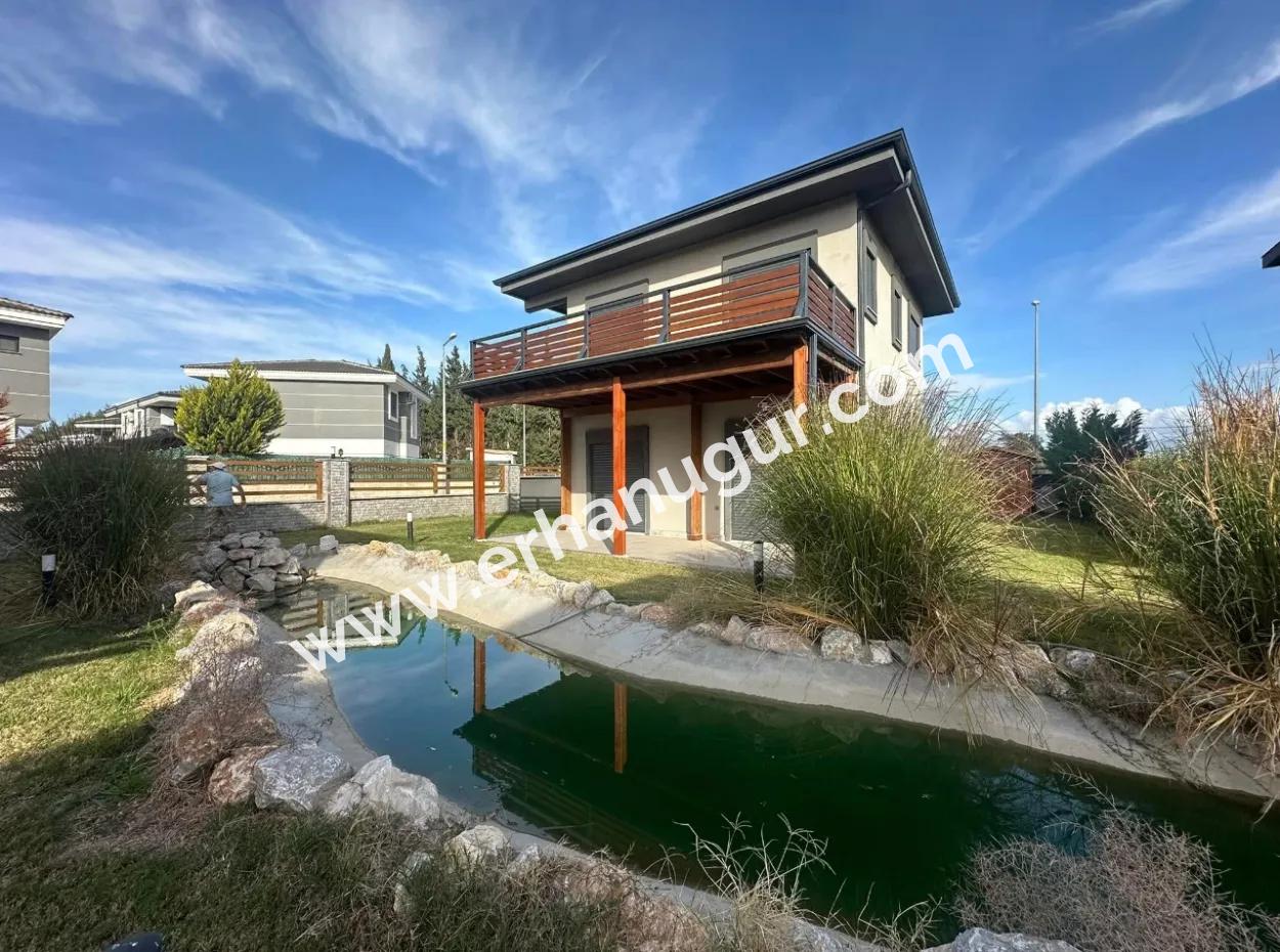 3 1 Ferienhaus Zu Verkaufen In Einem Komplex In Sefirihisar Doğanbeyde