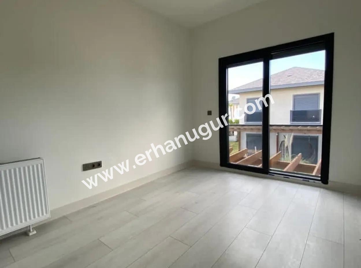 3 1 Ferienhaus Zu Verkaufen In Einem Komplex In Sefirihisar Doğanbeyde