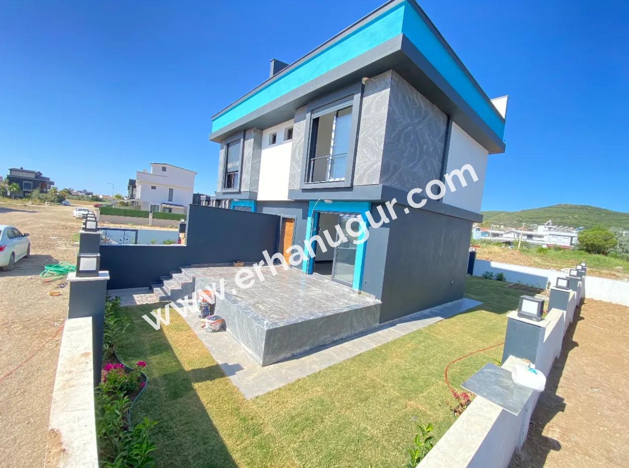 2 1 Villa Zum Verkauf Mit Fussbodenheizung 500 Meter Zum Meer In Doganbey