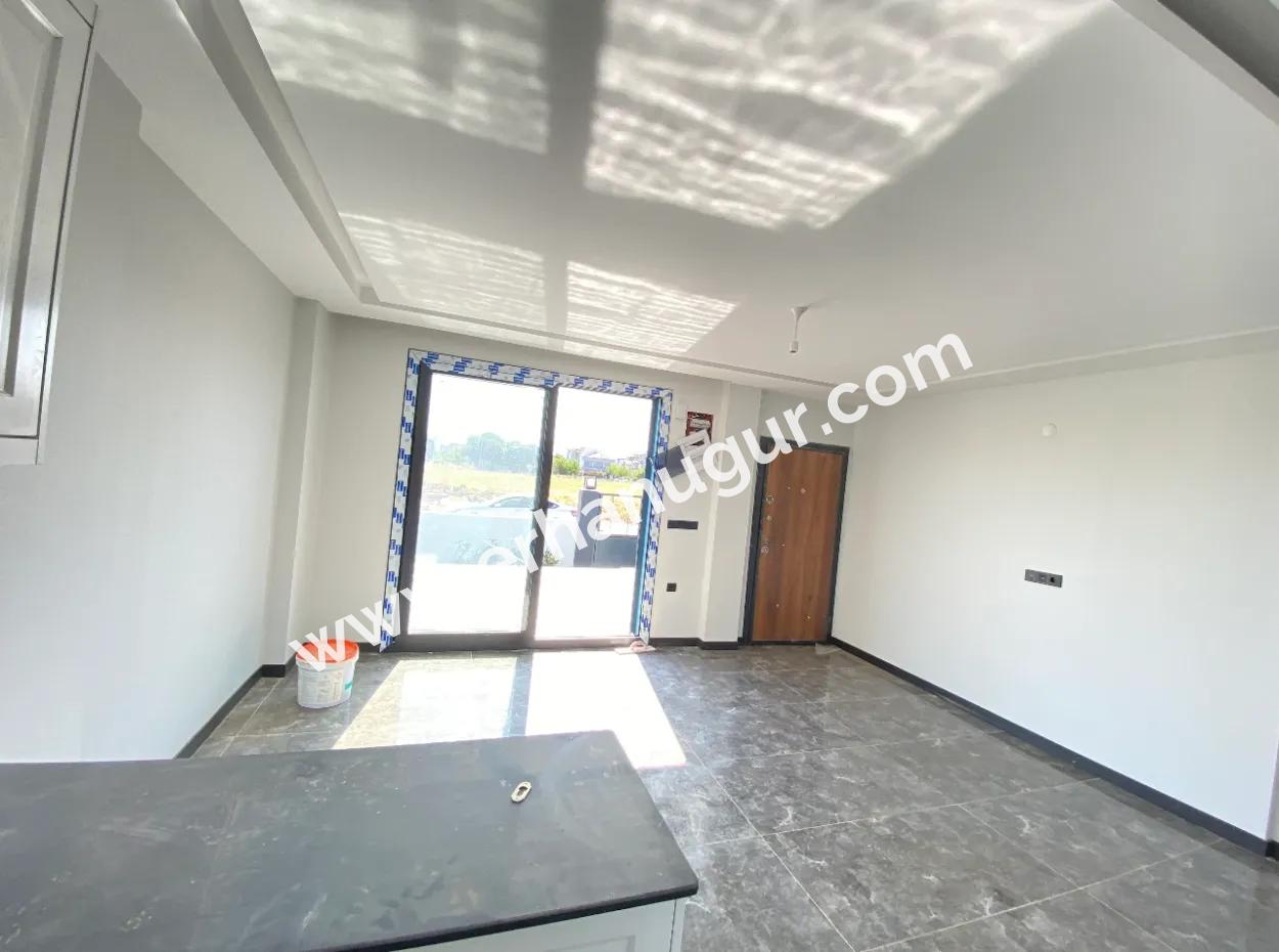 2 1 Villa Zum Verkauf Mit Fussbodenheizung 500 Meter Zum Meer In Doganbey