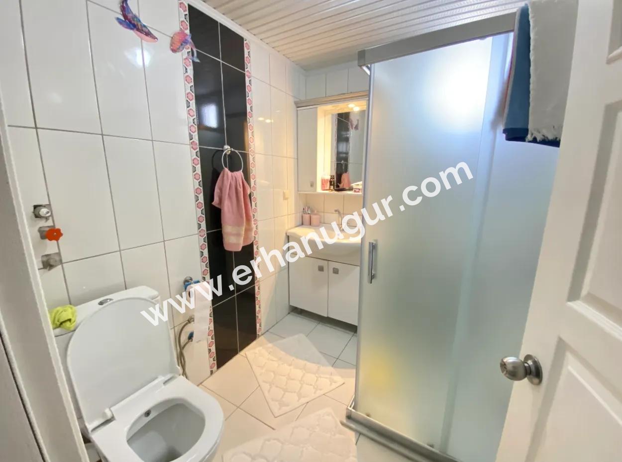 Ürkmez De Léré Decor Decor Geneş Gelegenheit Zu Verkaufen 2 1 Wohnung