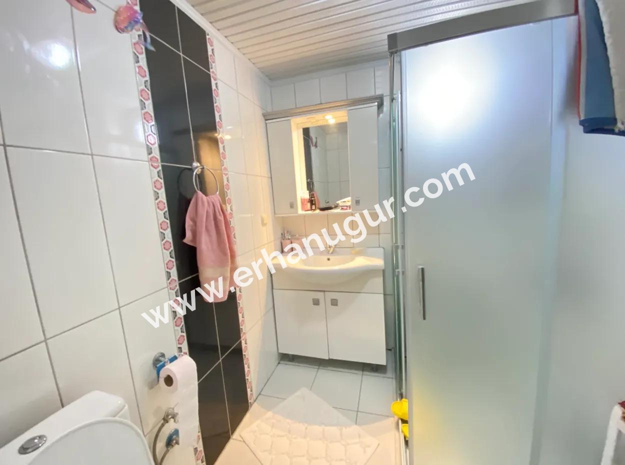 Ürkmez De Léré Decor Decor Geneş Gelegenheit Zu Verkaufen 2 1 Wohnung