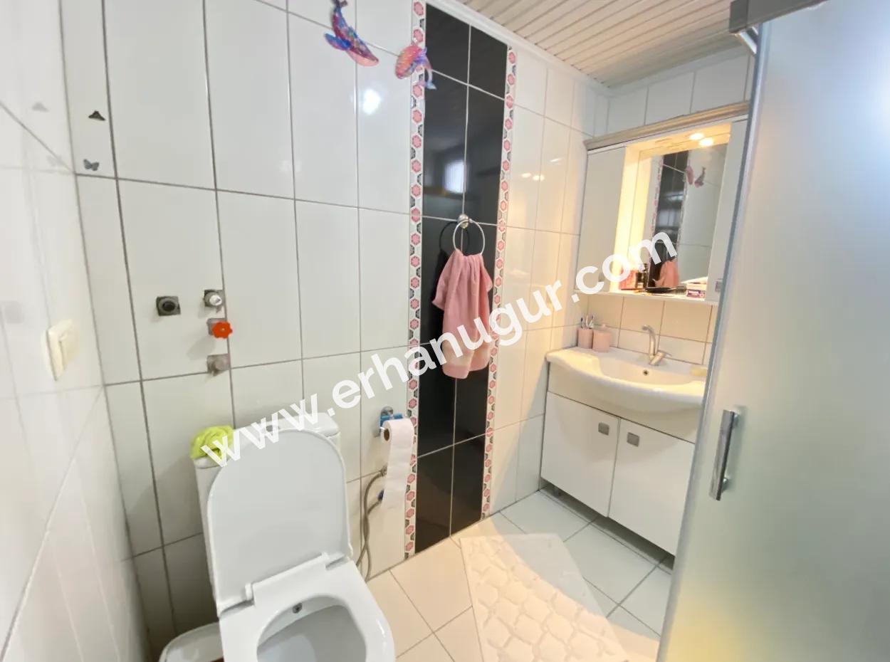 Ürkmez De Léré Decor Decor Geneş Gelegenheit Zu Verkaufen 2 1 Wohnung