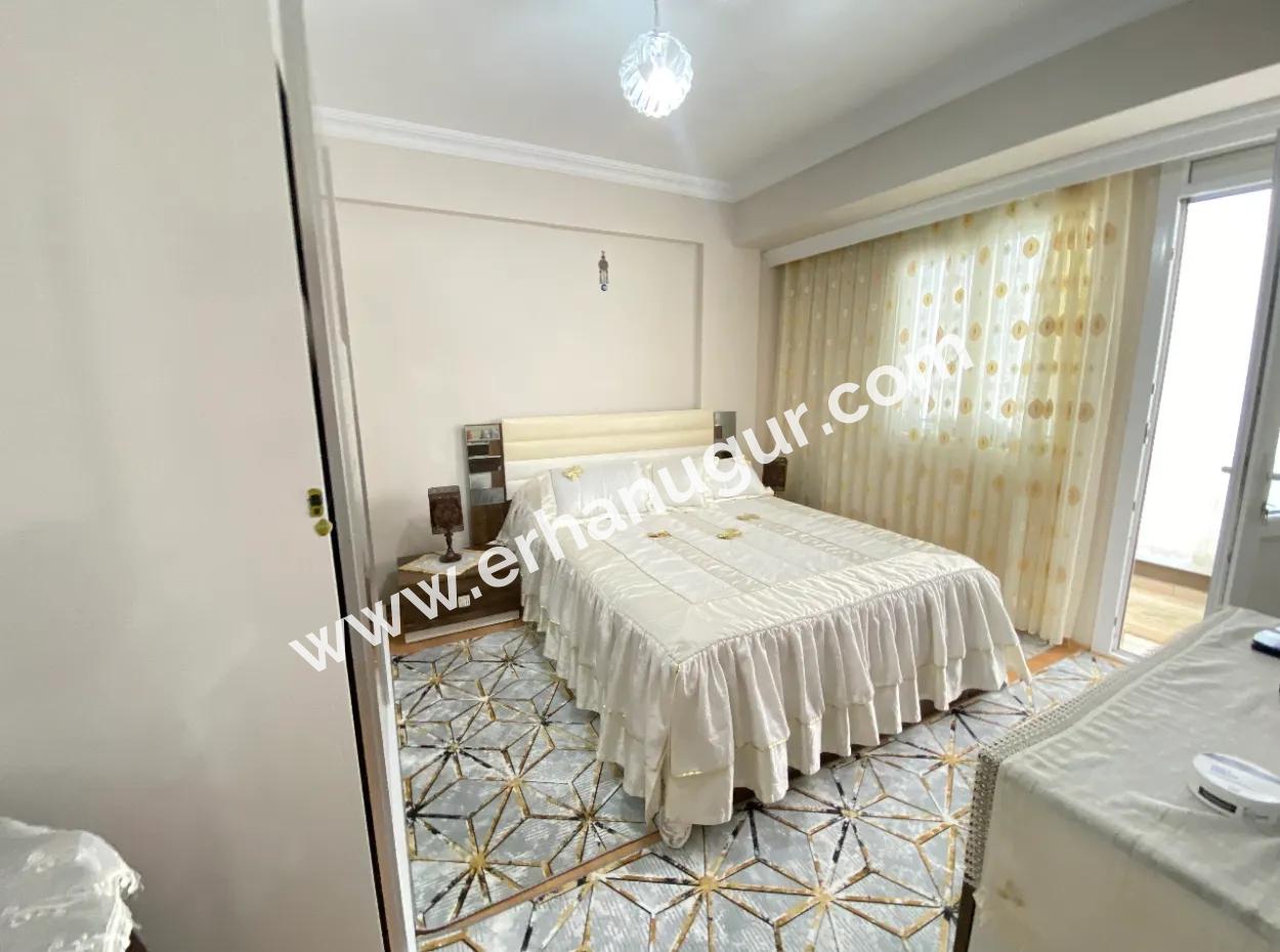 Ürkmez De Léré Decor Decor Geneş Gelegenheit Zu Verkaufen 2 1 Wohnung