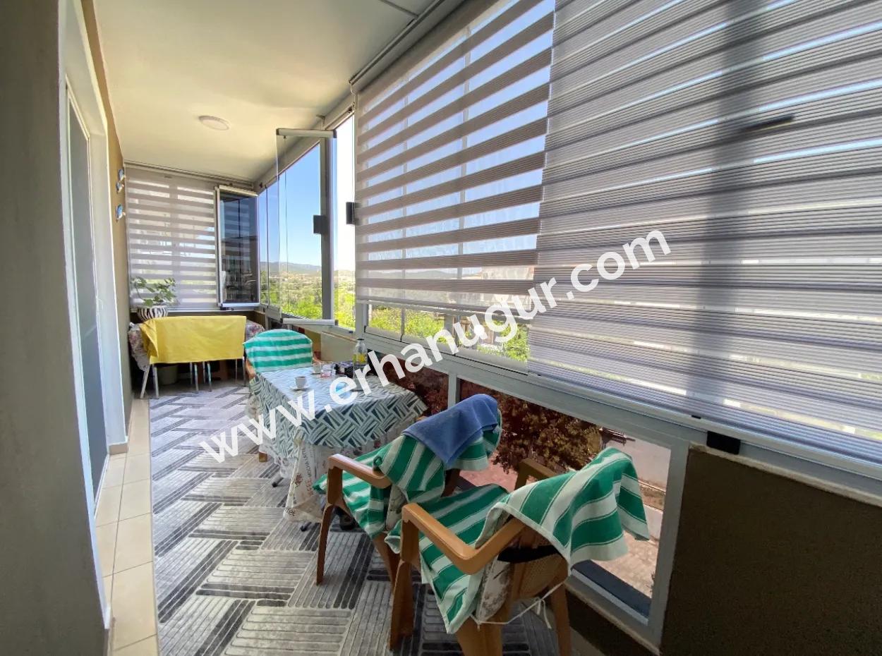 Ürkmez De Léré Decor Decor Geneş Gelegenheit Zu Verkaufen 2 1 Wohnung