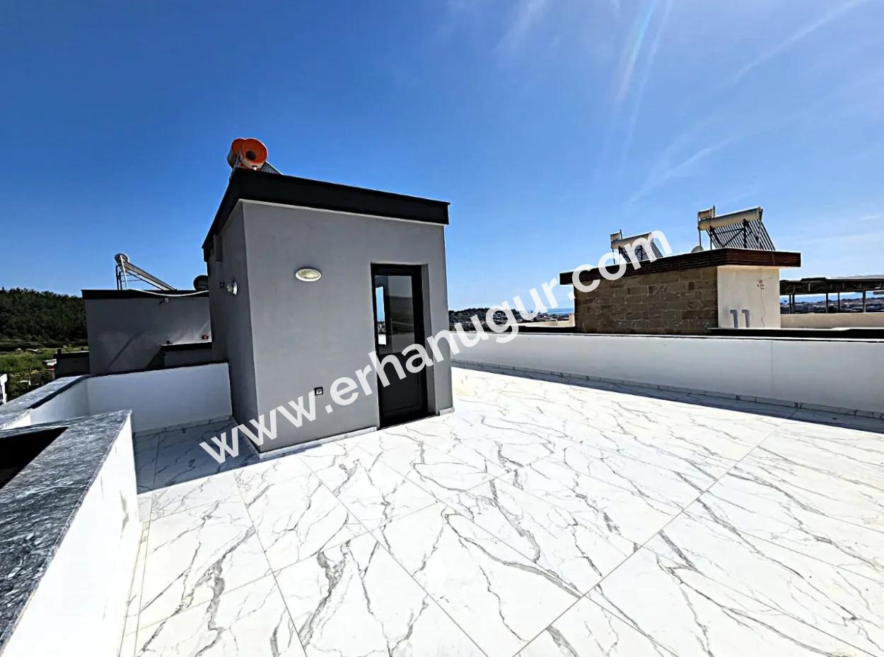 Freistehende 3 1 Villa Mit Meerblick In Ürkmez