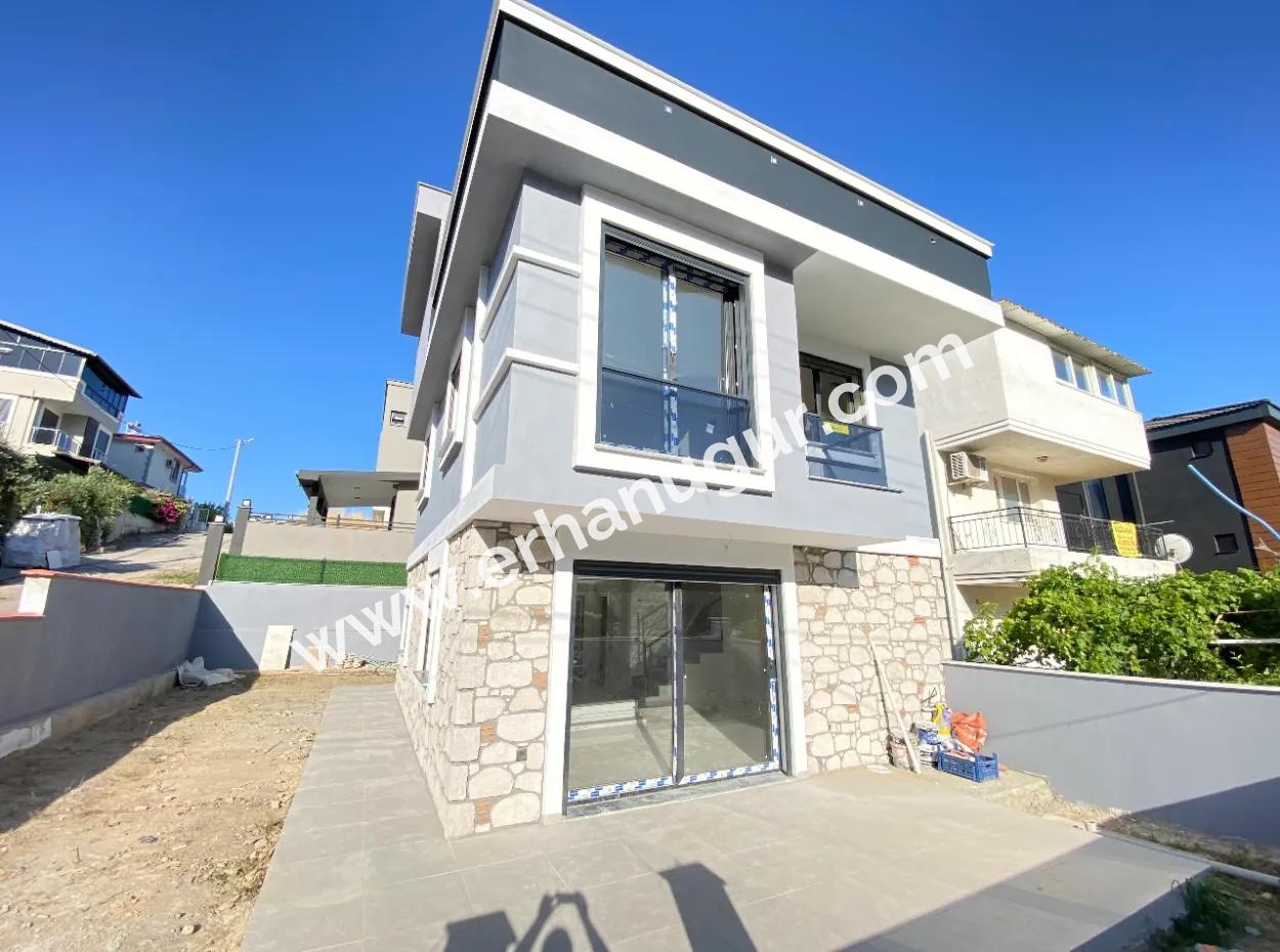 4 1 Villa Zum Verkauf Ultra-Luxus Mit Freistehendem Einzelparkplatz In Doğanbey