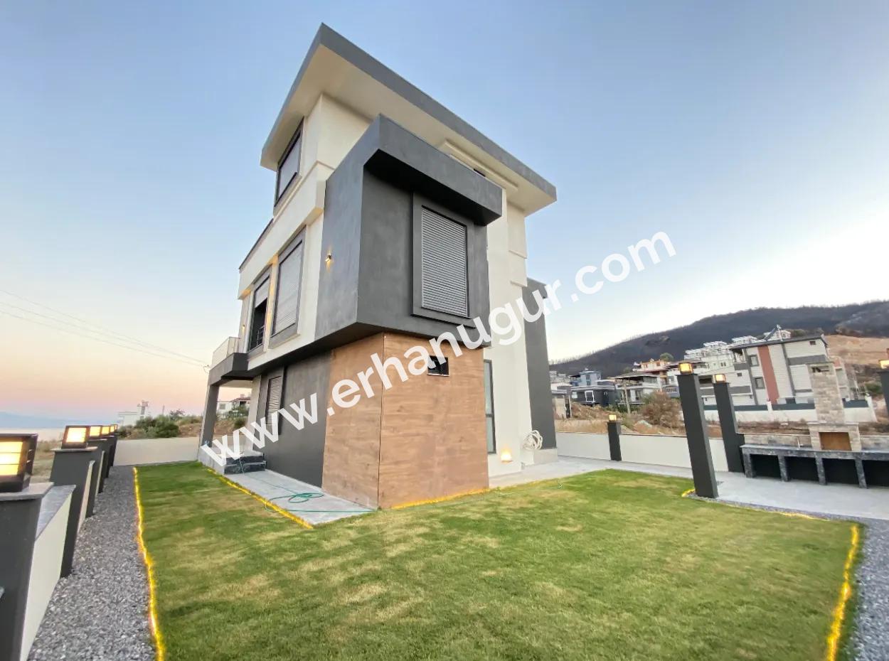 Ultra Luxus Smart Und Eckvilla 4 In 1 Special Design Single Detached Villa