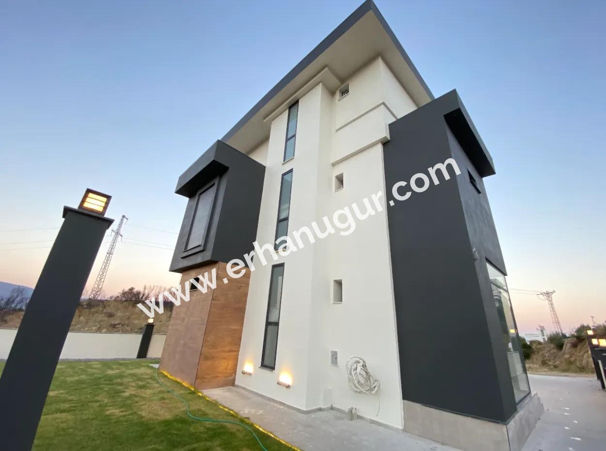 Ultra Luxus Smart Und Eckvilla 4 In 1 Special Design Single Detached Villa