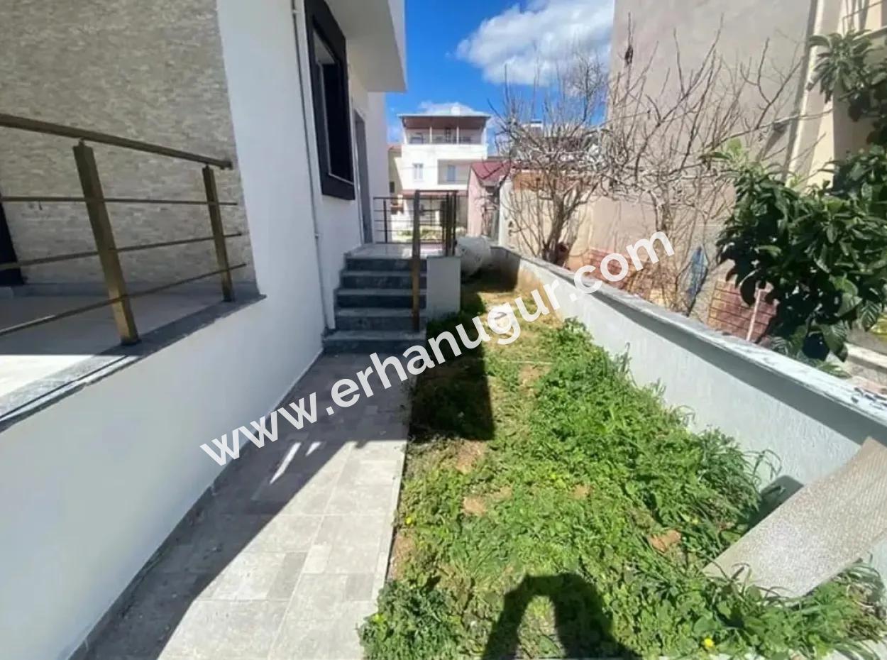 3 1 Villa Zum Verkauf Mit 350Mt Garten Zum Meer In Seferihisar Doğanbey