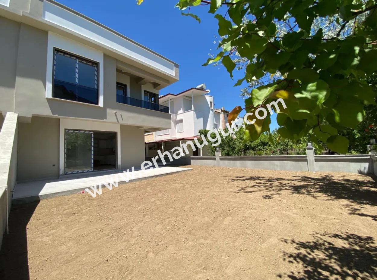 3 1 Villa In Özdere Nur Wenige Gehminuten Vom Meer Entfernt Mit Grossem Garten