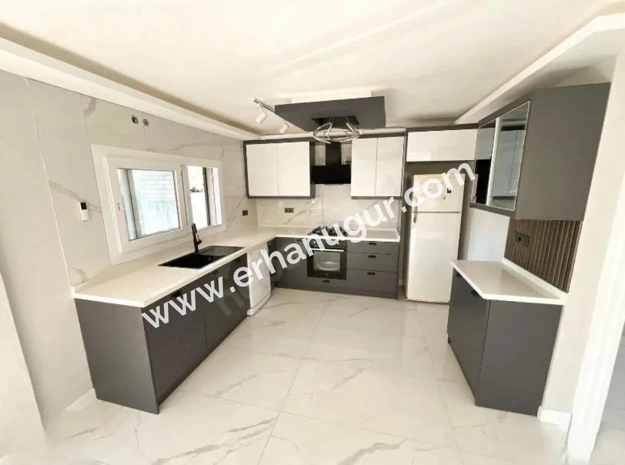 Tekfreistehende Villa In 307M2 50M Vom Meer Entfernt In Doğanbey