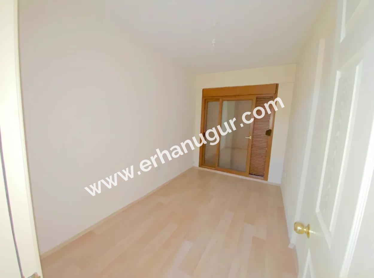 2 1 Wohnung Zum Verkauf In Menderes Gümüldür Çarşı Zentrum Ohne Kosten!