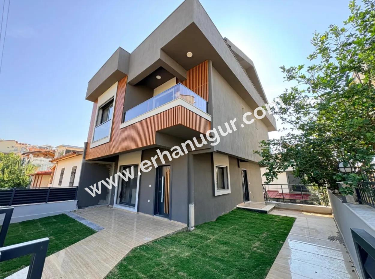 Ozderede 3 1 Villa Zu Verkaufen Mit Geneş Bahceli