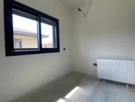 3 1 Ferienhaus Zu Verkaufen In Einem Komplex In Sefirihisar Doğanbeyde