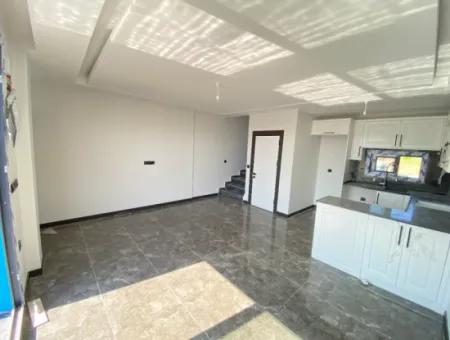 2 1 Villa Zum Verkauf Mit Fussbodenheizung 500 Meter Zum Meer In Doganbey