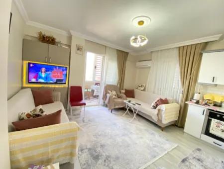 Ürkmez De Léré Decor Decor Geneş Gelegenheit Zu Verkaufen 2 1 Wohnung