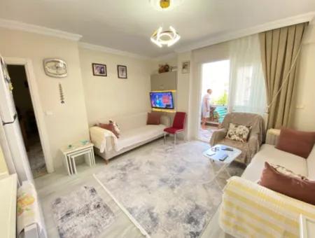 Ürkmez De Léré Decor Decor Geneş Gelegenheit Zu Verkaufen 2 1 Wohnung