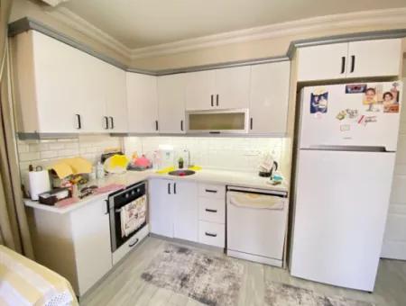 Ürkmez De Léré Decor Decor Geneş Gelegenheit Zu Verkaufen 2 1 Wohnung