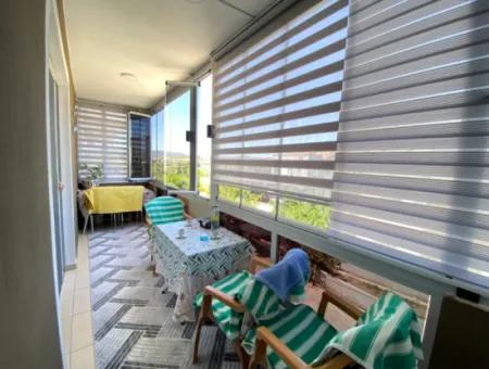 Ürkmez De Léré Decor Decor Geneş Gelegenheit Zu Verkaufen 2 1 Wohnung