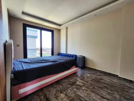 Freistehende 3 1 Villa Mit Meerblick In Ürkmez