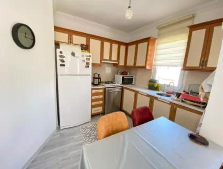 2 1 Wohnung Zum Verkauf Im Zentrum Von Ürkmez 350M Große Geräumige Struktur Zum Meer