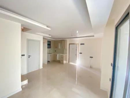 2 1 Villa Zum Verkauf 300Mt Zum Meer Mit Geneş Bahceli In Seferihisar Doğanbey