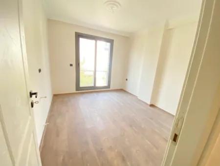 2 1 Villa Zum Verkauf 300Mt Zum Meer Mit Geneş Bahceli In Seferihisar Doğanbey