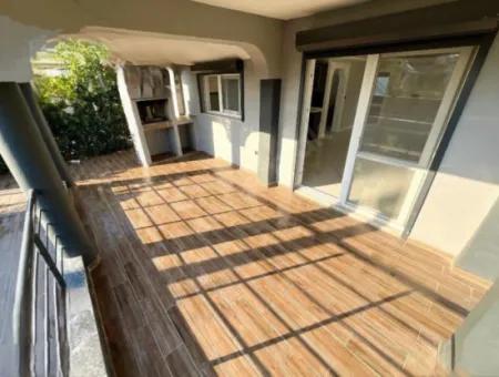 Tekfreistehende Villa In 307M2 50M Vom Meer Entfernt In Doğanbey