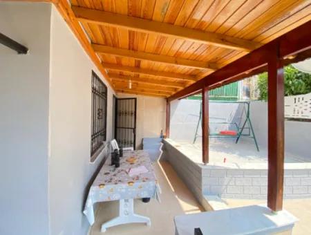 1 1 Wohnung Zum Verkauf Mit Eckfassade Auf Der Meerseite In Seferihisar Ürkmez