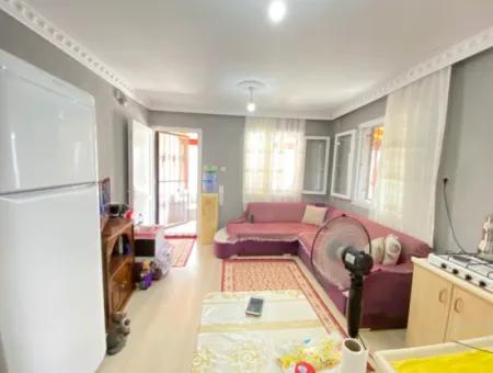 1 1 Wohnung Zum Verkauf Mit Eckfassade Auf Der Meerseite In Seferihisar Ürkmez