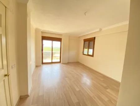 2 1 Wohnung Zum Verkauf In Menderes Gümüldür Çarşı Zentrum Ohne Kosten!