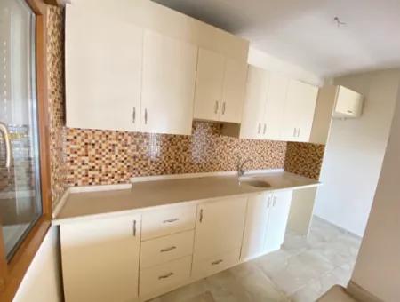 2 1 Wohnung Zum Verkauf In Menderes Gümüldür Çarşı Zentrum Ohne Kosten!