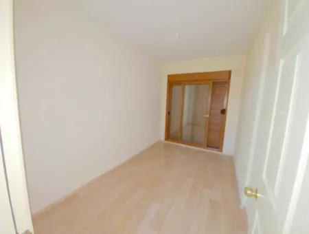 2 1 Wohnung Zum Verkauf In Menderes Gümüldür Çarşı Zentrum Ohne Kosten!