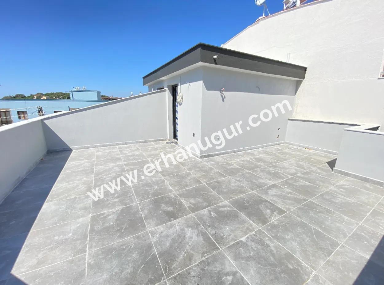 2 1 Villa With Large Garden For Sale In Ürkmez