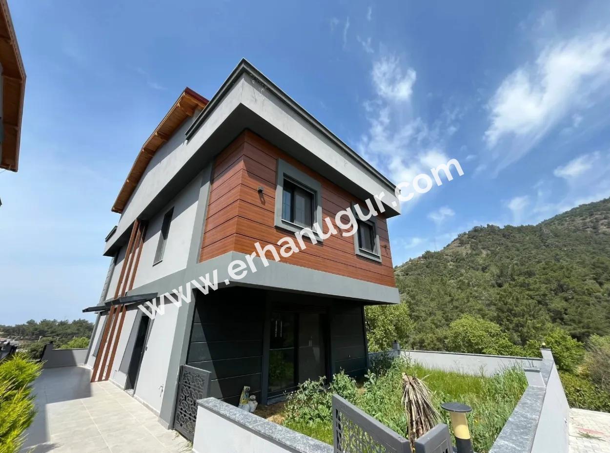 3 1 Villa For Sale With Modern Architect Within Walking Distance Of The Sea In Ozdere