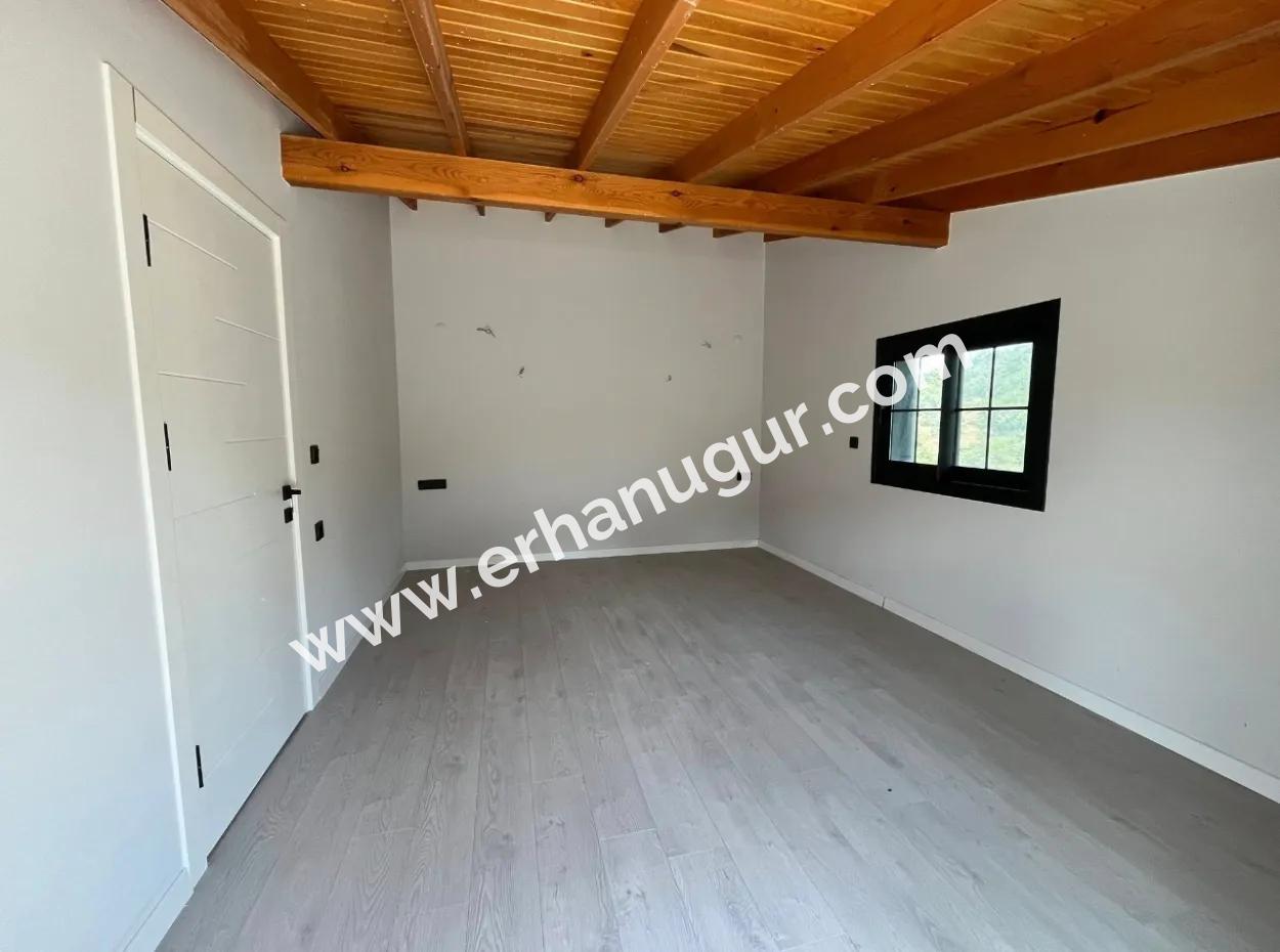 3 1 Villa For Sale With Modern Architect Within Walking Distance Of The Sea In Ozdere