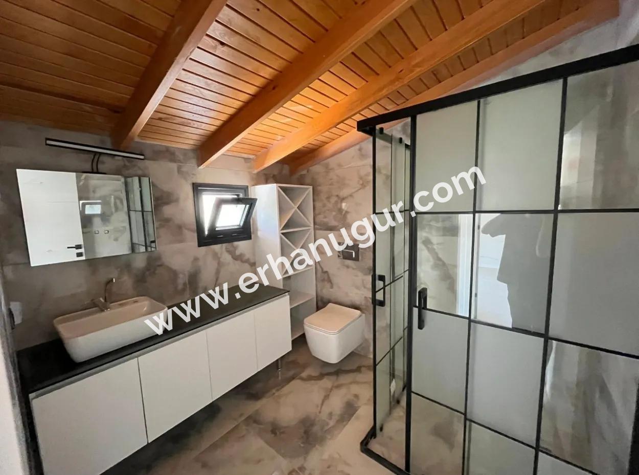 3 1 Villa For Sale With Modern Architect Within Walking Distance Of The Sea In Ozdere