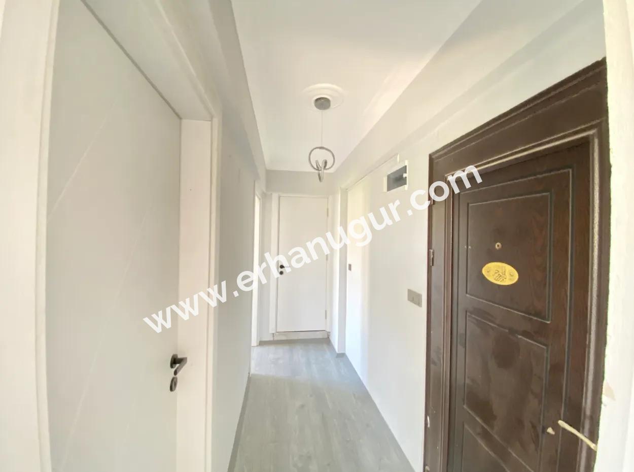 2 1 Apartment For Sale 300M2 To The Sea In The Center Of The Bazaar In Ürkmez