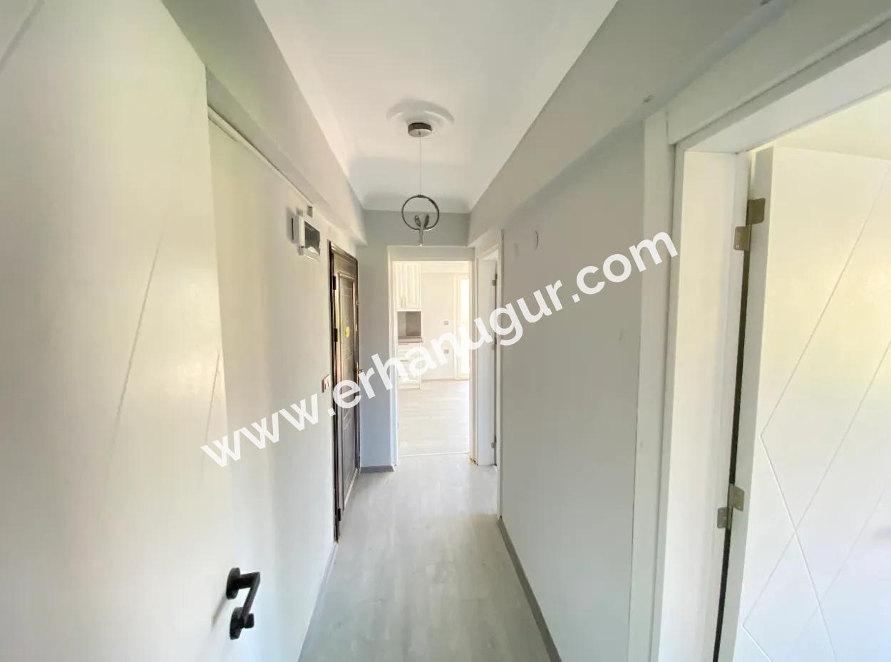 2 1 Apartment For Sale 300M2 To The Sea In The Center Of The Bazaar In Ürkmez