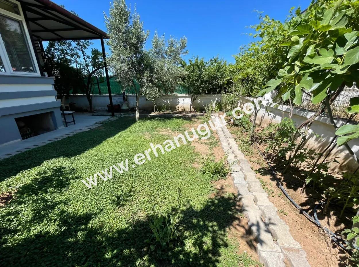 Single Detached 4 1 Villa Within 205 Meters In Doğanbey