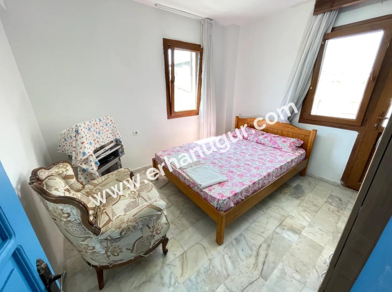 2 1 Apartment For Sale 50M From The Beach In Seferihisar Ürkmez
