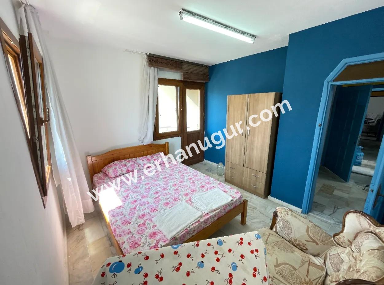 2 1 Apartment For Sale 50M From The Beach In Seferihisar Ürkmez