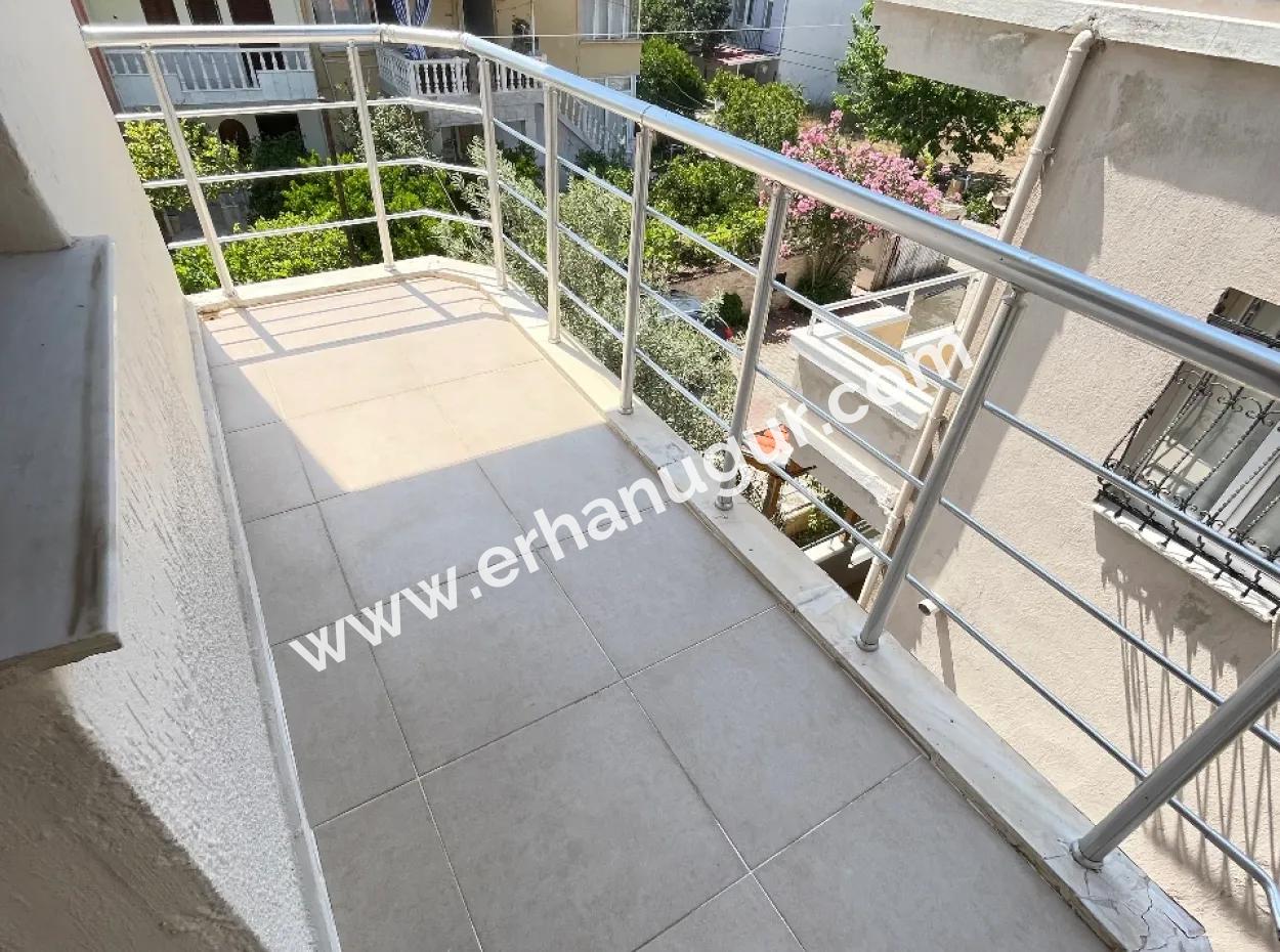 2 1 Apartment For Sale 50M From The Beach In Seferihisar Ürkmez