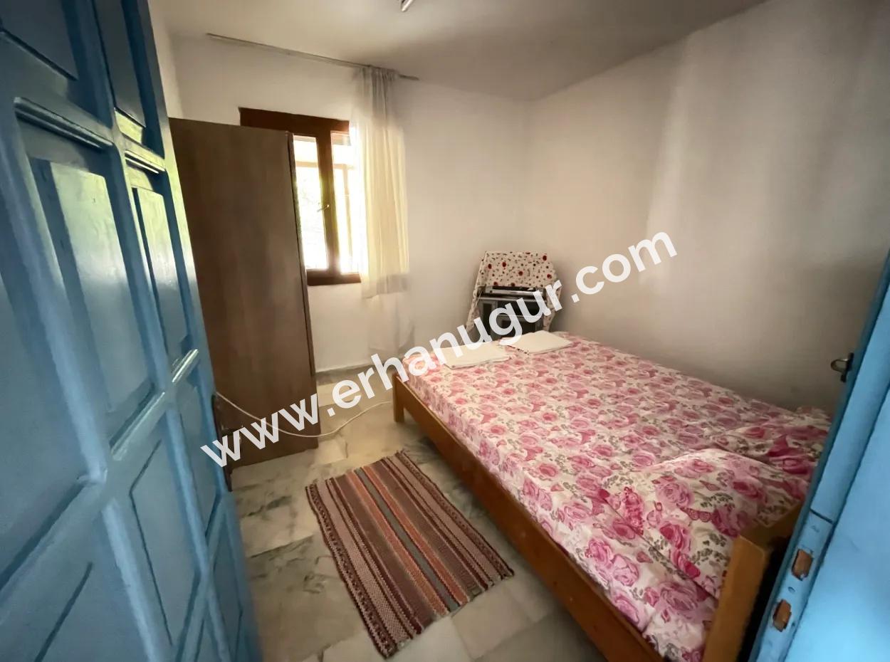 Spacious Sale Deal 2 1 Apartment With Large Garden 50M From The Beach In Ürkmez