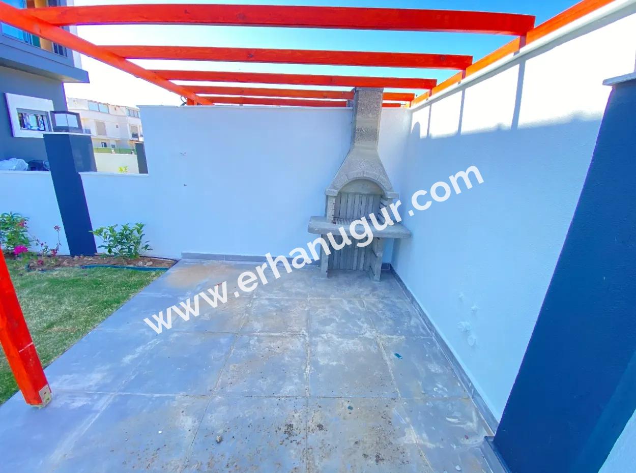 2 1 Villa For Sale With Underfloor Heating 500 Meters To The Sea In Doganbey