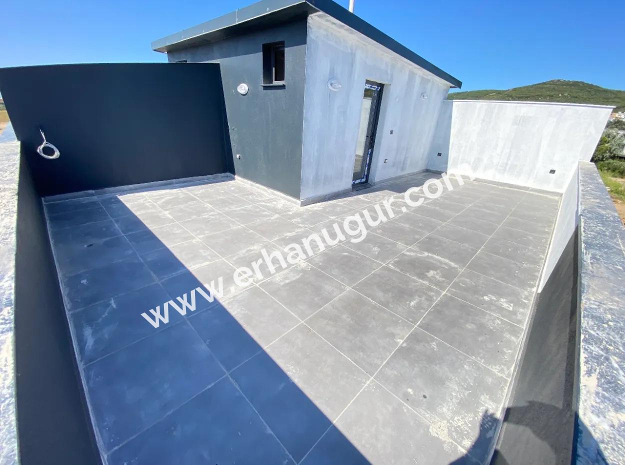 2 1 Villa For Sale With Underfloor Heating 500 Meters To The Sea In Doganbey