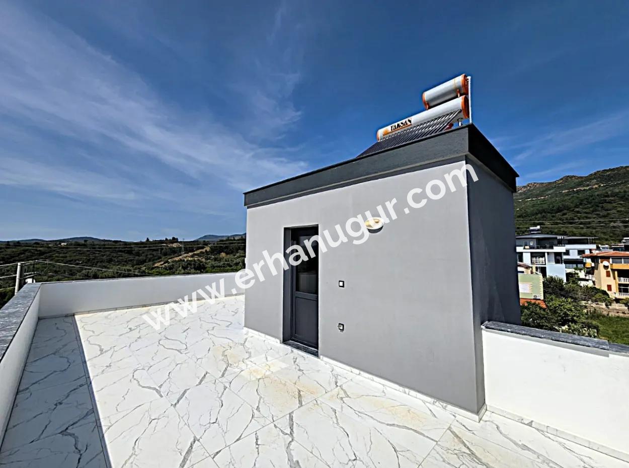 Single Detached 3 1 Villa With Sea View In Ürkmez