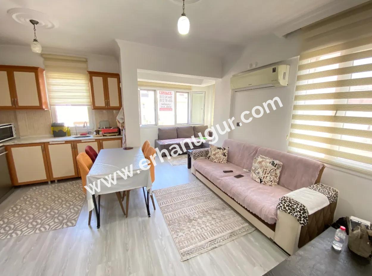 2 1 Apartment For Sale In The Center Of Ürkmez 350M Large Spacious Structure To The Sea