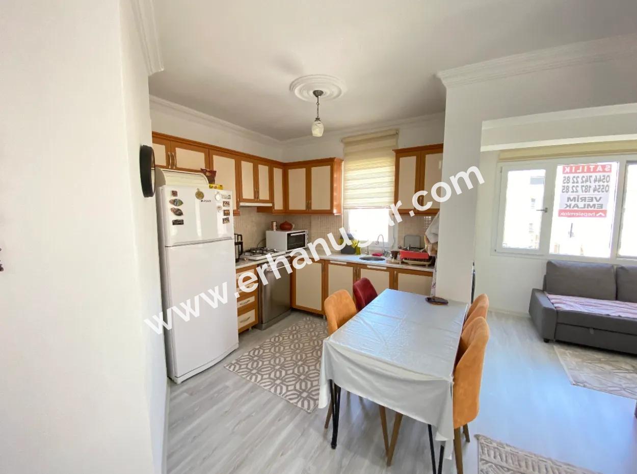 2 1 Apartment For Sale In The Center Of Ürkmez 350M Large Spacious Structure To The Sea